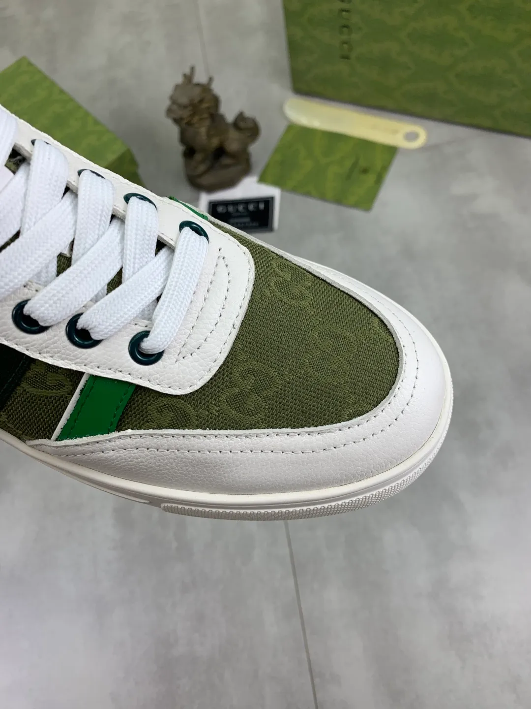 Men's men's shoes 💰P420💰【New style】(GUCCI) official website's latest 🎁🎁casual and fashionable men's shoes👟, hot style 💥 style is simple and elegant, exclusive for trendy men. Unique official website's latest brand double G element Elements 👑 Original Gucci decoration, fashionable and generous, original calfskin fabric ✅ Fully imported first-layer pigskin lining, official website designated wear-resistant, lightweight original rubber casual outsole, classic model taken in real life 🎬39-44 5️⃣ colors available